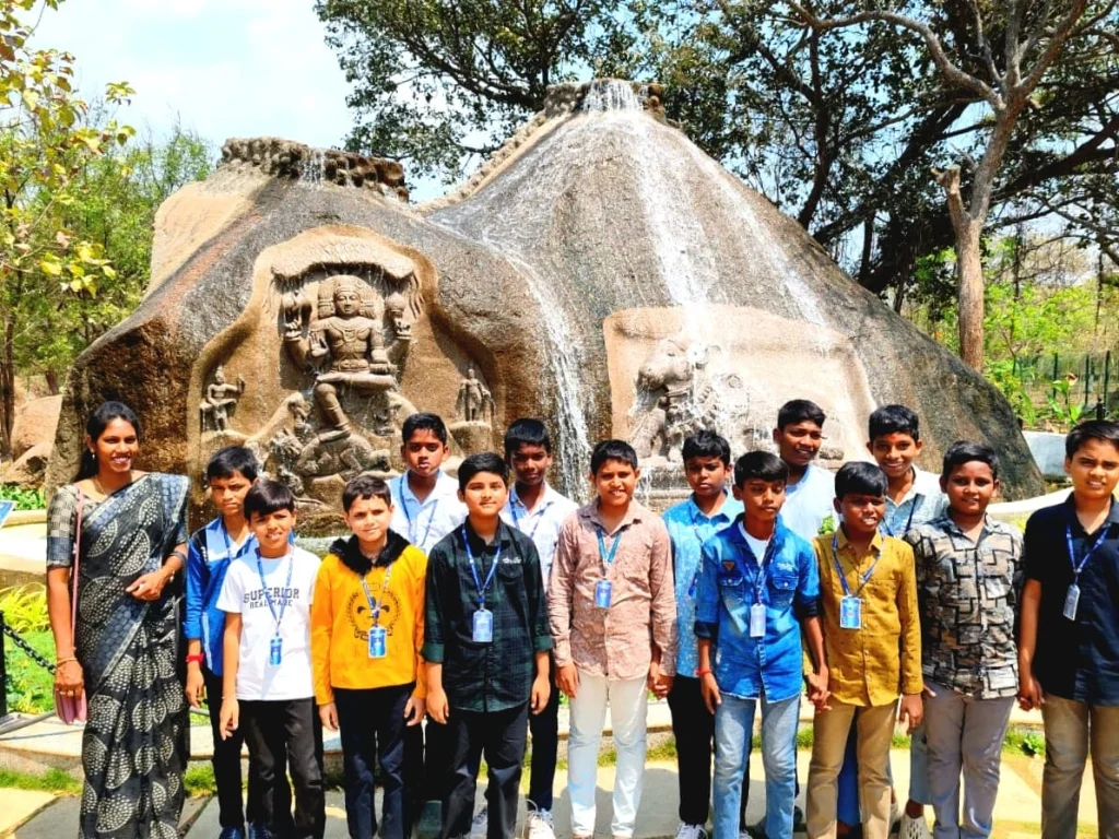 Sculpture Fountain and Nature Park Visit